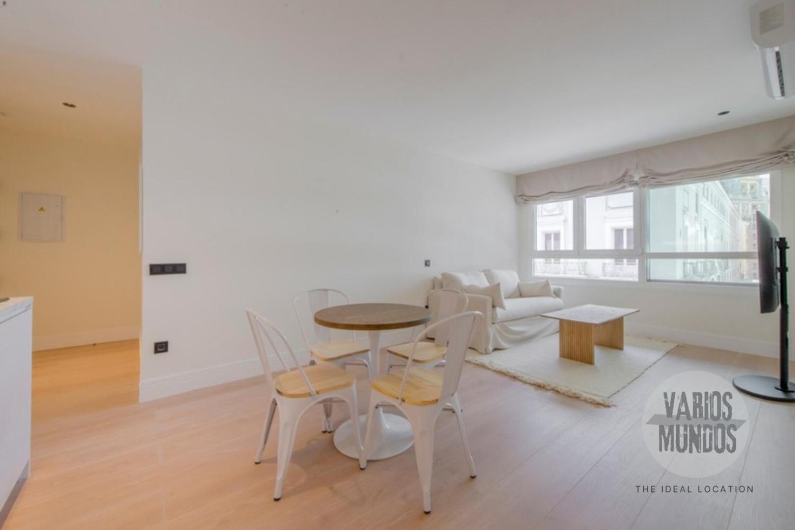 Malasana Chic Para 4, Ven A San Bernardo 20 E3 Madrid Ngoại thất bức ảnh